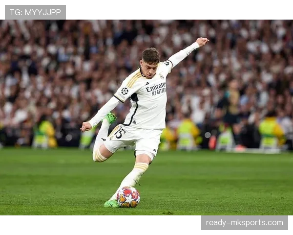 巴尔韦德欧冠稳健发挥助球队迈向辉煌 巴尔韦德欧冠稳健发挥助球队迈向辉煌