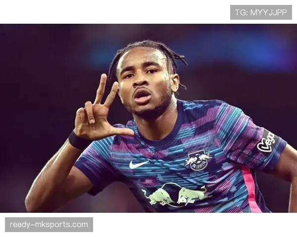 恩昆库:从边缘替补到莱比锡王牌的生涯进阶解析